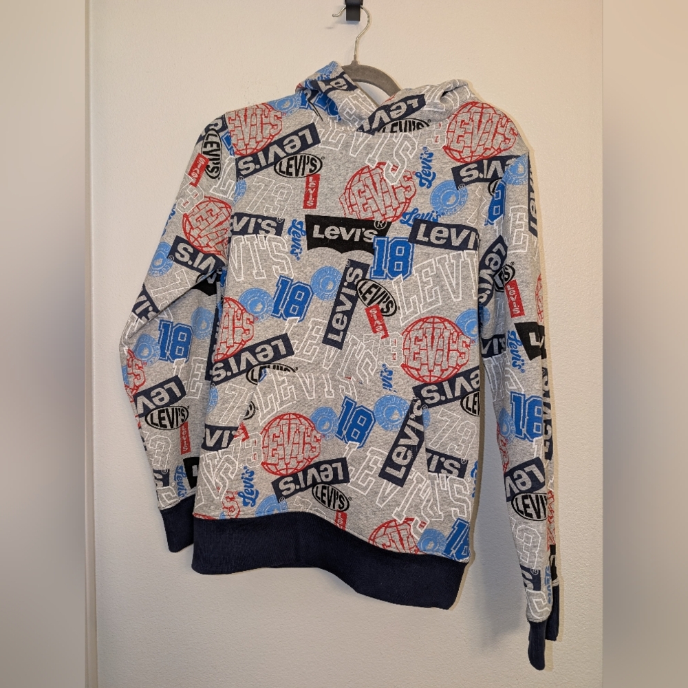 New Levi's Graphic Hoodie Size XL